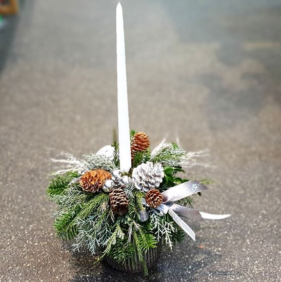 Picture of Tall Christmas candle arrangement in beautiful tall vase